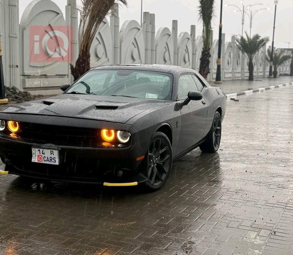 Dodge Challenger